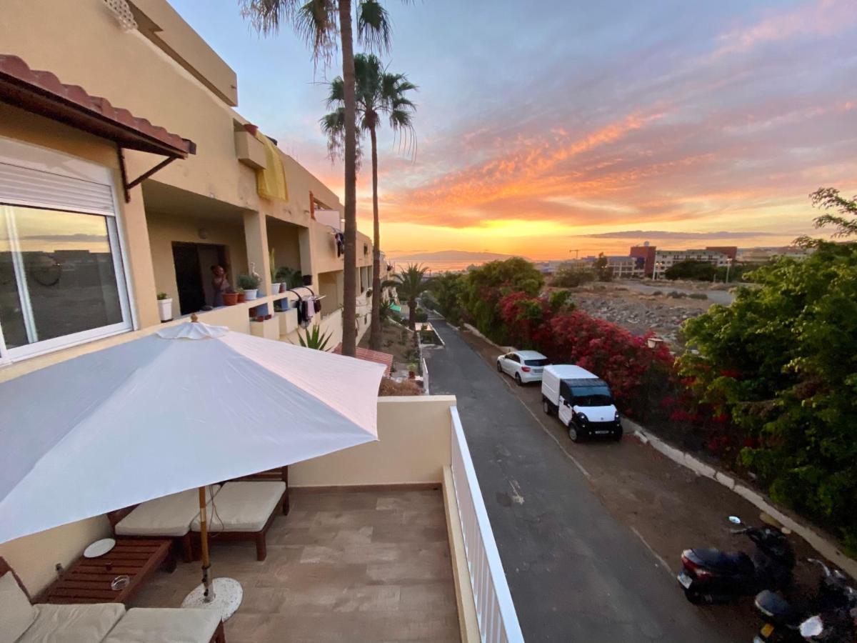 Loft Playa Torviscas,Garaje Gratis , Recien Reformado Costa Adeje (Tenerife) Buitenkant foto